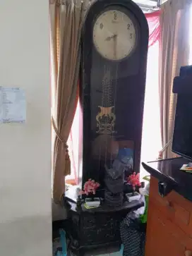 Dijual 1 bu jam berdiri merk junghans Jermanik asli