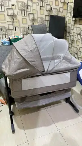 Preloved Box Bayi Tempat Tidur Bayi