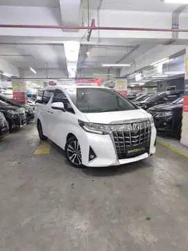 Low KM Toyota Alphard G ATPM 2018 Like New 2019