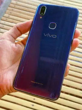 Dijual HP Vivo v11 kondisi mulus belum pernah servis
