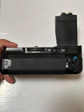 BATTERY GRIP MEIKE MK-550D FOR CANON 550D 600D 650D 700D