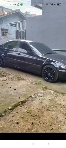 BMW 318i 2004 Bensin
