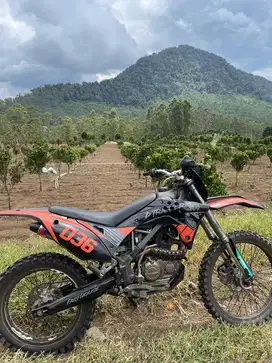 Kawasaki klx/dtracker