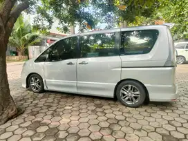 Nissan Serena 2013 Bensin