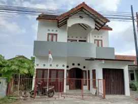 Rumah dekat blok o jalan berbah