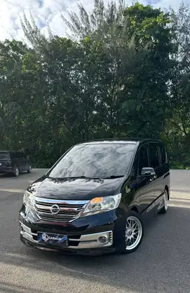DIJUAL!! NISSAN Serena 2.0 Highway Star 4x2 A/T C26 – Tahun 2014