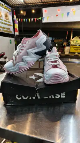 Converse run star motion pink sepatu sneakers