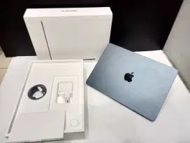 Macbook air M3  16/256 gb  Midnigt