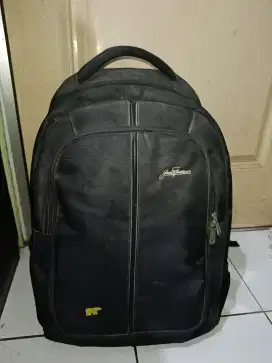 Dijual Tas Backpack dan Travelling Jack Nicklaus.