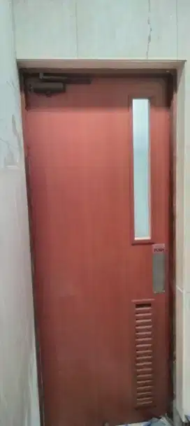 pintu multiplek hpl