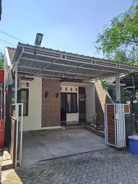 Rumah 2 kmr tidur jln kaliurang lempongsari