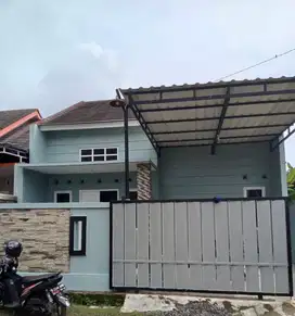 DISEWAKAN RUMAH CANTIK
