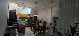 Dijual rumah siap.huni di komplek singgasana prada