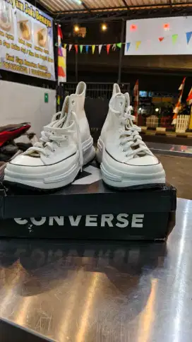 Converse all Star Chuck Taylor white sepatu sneakers