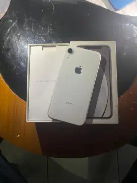 iPhone xr 128 inter