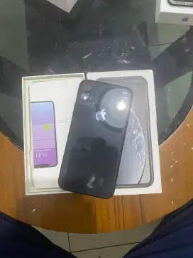 iPhone xr 64 inter