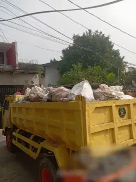 Jasa buang sampah puing proyek