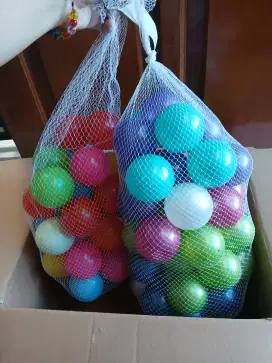 BOLA MAINAN WARNA WARNI UNTUK MANDI BOLA ANAK