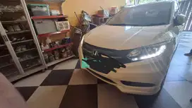 DI JUAL MOBIL HONDA HRV HYTEC AT TH 2015