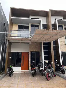 Rumah baru 2 lantai di Ciwastra bandung cukup boking 1 JT all in