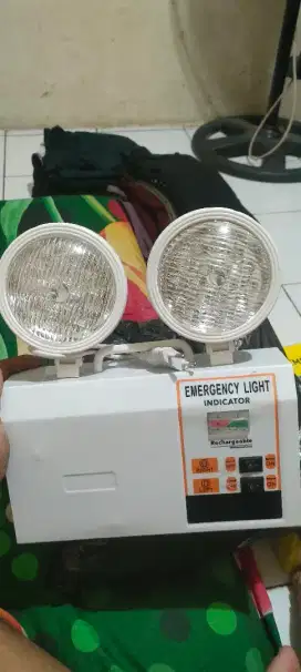 Lampu emergency