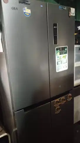 Kulkas gea 4 pintu
