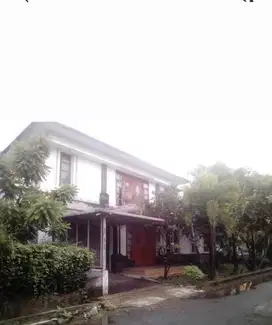 Rumah Luas Full Furnished Tinggal Huni