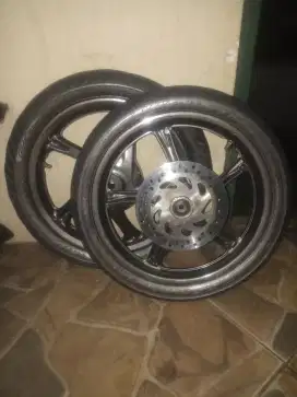 Velg Mio (Std depan belakang), Ban, piringan cakram