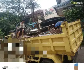 Jasa buang tanah dan barang bekas