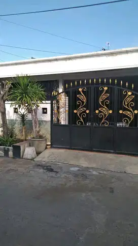 Di SEWAKAN Rumah Babata Pantai Timur 3 + 1KM
