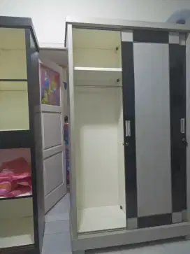 Lemari sliding 2 pintu