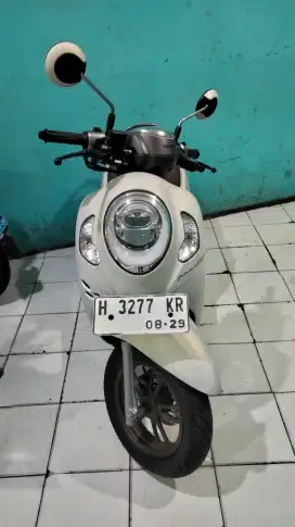 Honda Scoopy Prestige 2024 seperti baru