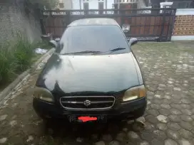 Suzuki Baleno 2001
