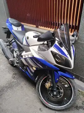 Yamaha R15 ful orisinil,mesin segel pabrik