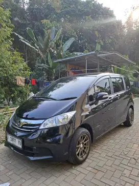 Honda Freed 2012 Bensin