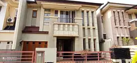 Rumah di De-Latinos, BSD. Serpong Tangerang selatan