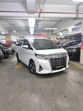 Low KM Toyota Alphard G ATPM 2018 Like New 2019
