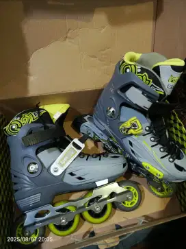 Sepatu roda lynx 42