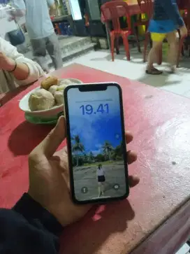 DIJUAL IP 11 FULLSET