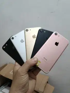Housing casing backdoor Ip 7 7g original cabutan warna lengkap (bekas)