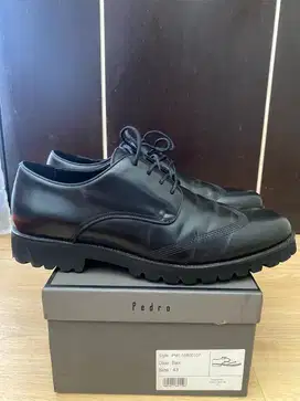 Sepatu merk PEDRO size 43 /28cm