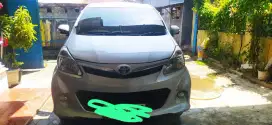 Dijual mobil toyota Avanza Veloz 2013 silver matic cc 1500