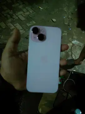 Iphone 15 ibox 128 Fullset baru 2 bulan likenew