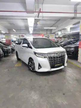 Low KM Toyota Alphard G ATPM 2018 Like New