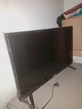 TV LG 32 inch bekas