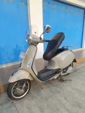 Vespa Primavera 150 S ABS 2023 mulus antik
