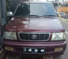 Kijang LGX Matik 2001