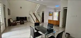 Rumah murah suhat jalan 12 m full furniture dkt kampus pj green orchid