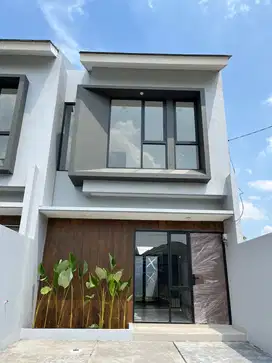 Rumah Ready Dijual Murah dengan Tanah Luas dekat Tol JORR Jatiasih