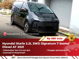 [ LOW KM ] Hyundai Staria 2.2L 2WD Signature 7 Seater Diesel 2021/2022